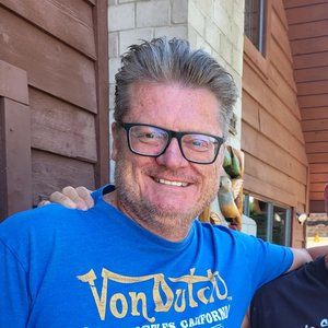 Meet your Posher, Scott